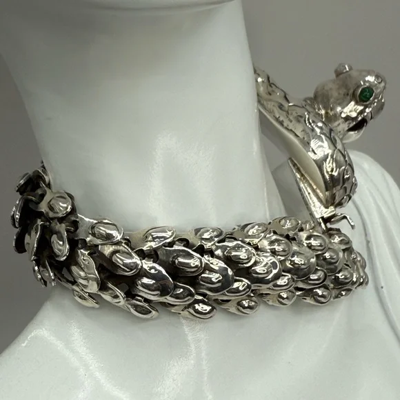 Nacho Gomez Taxco 950 Sterling Silver Rattlesnake Bracelet Malachite Eyes NWOT - Picture 11 of 17